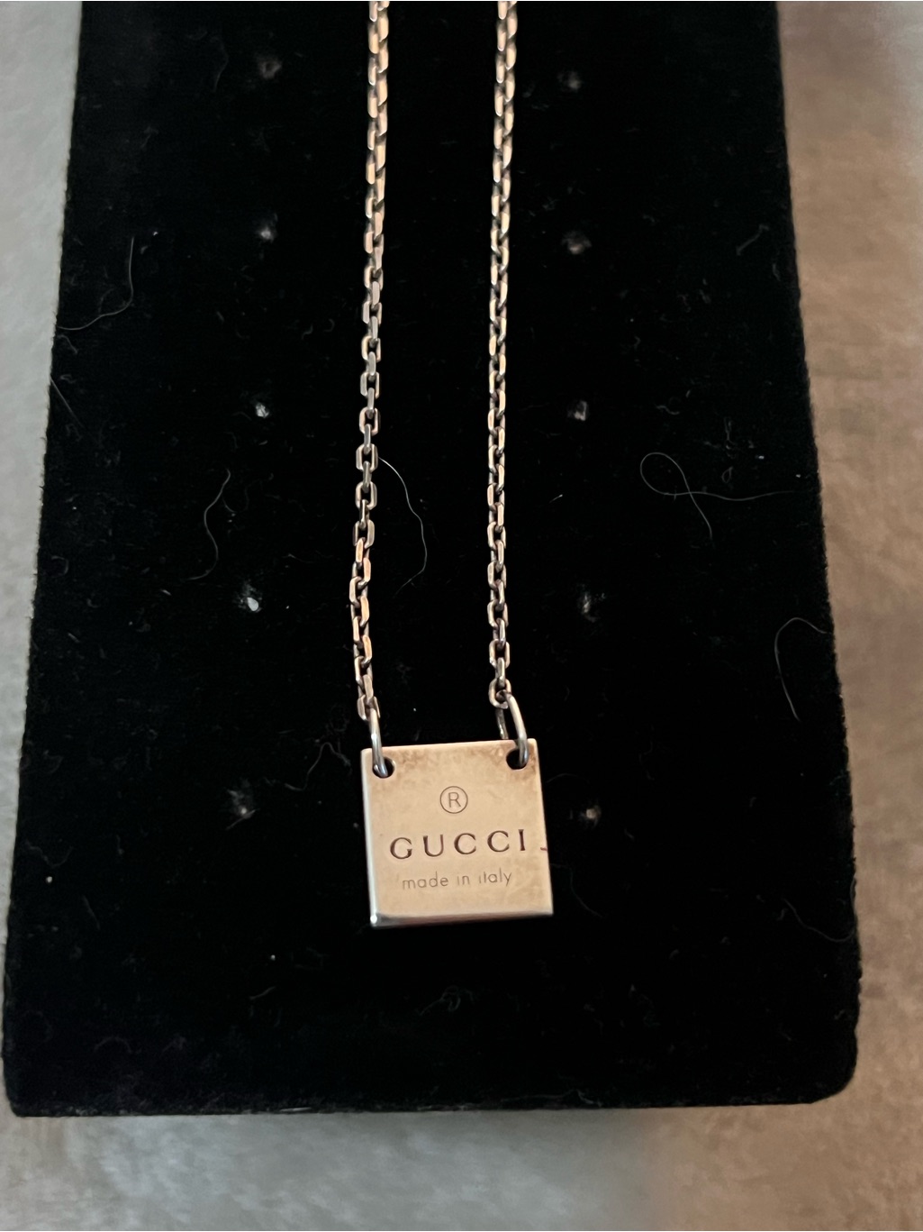 Gucci Square Logo Pendant Necklace - Silver